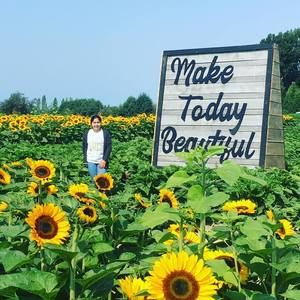 Meet your Posher, May